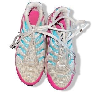 Nike Tennis Shoes Size 1Y